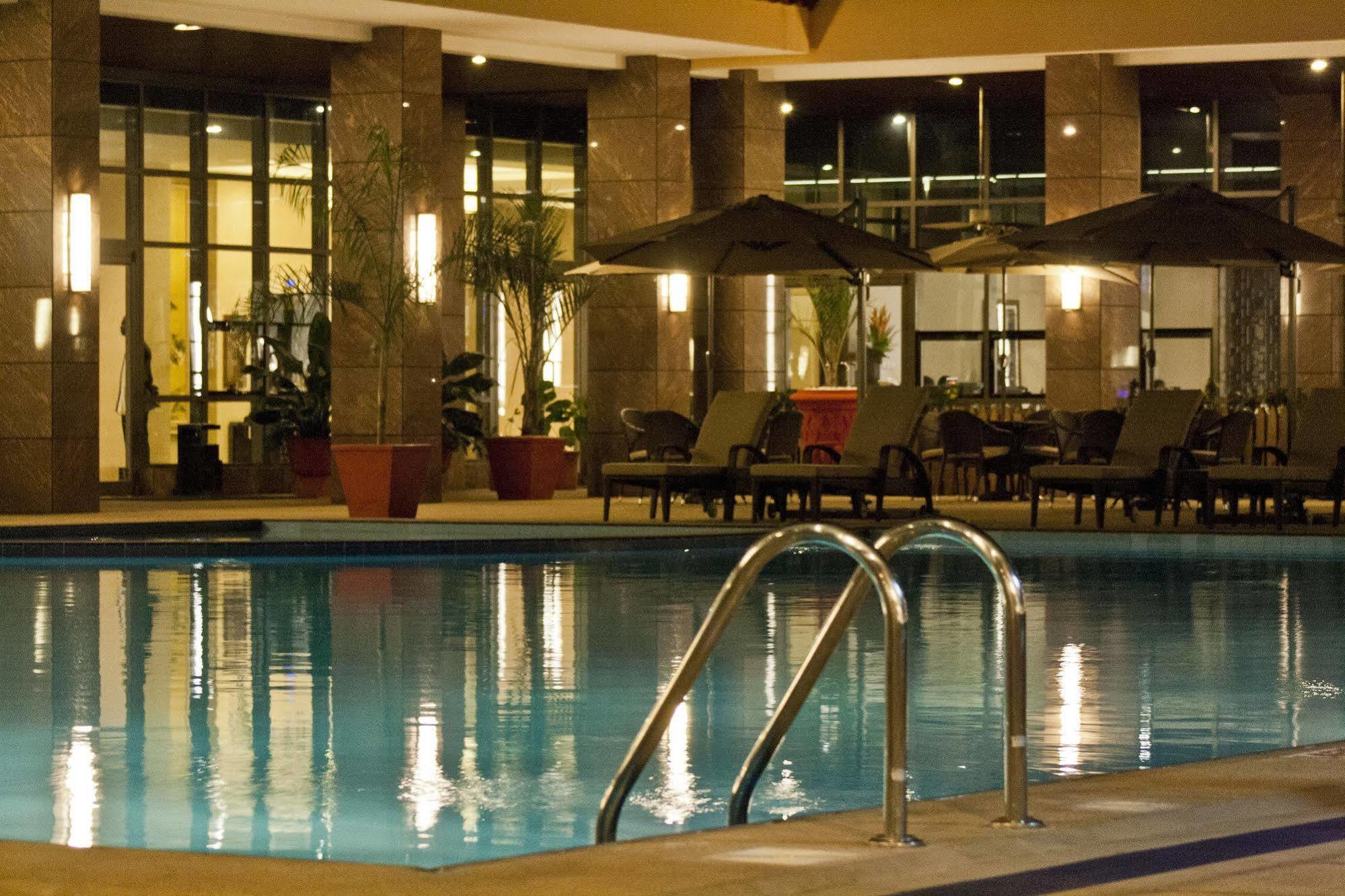 Tang Palace Hotel Akra Dış mekan fotoğraf